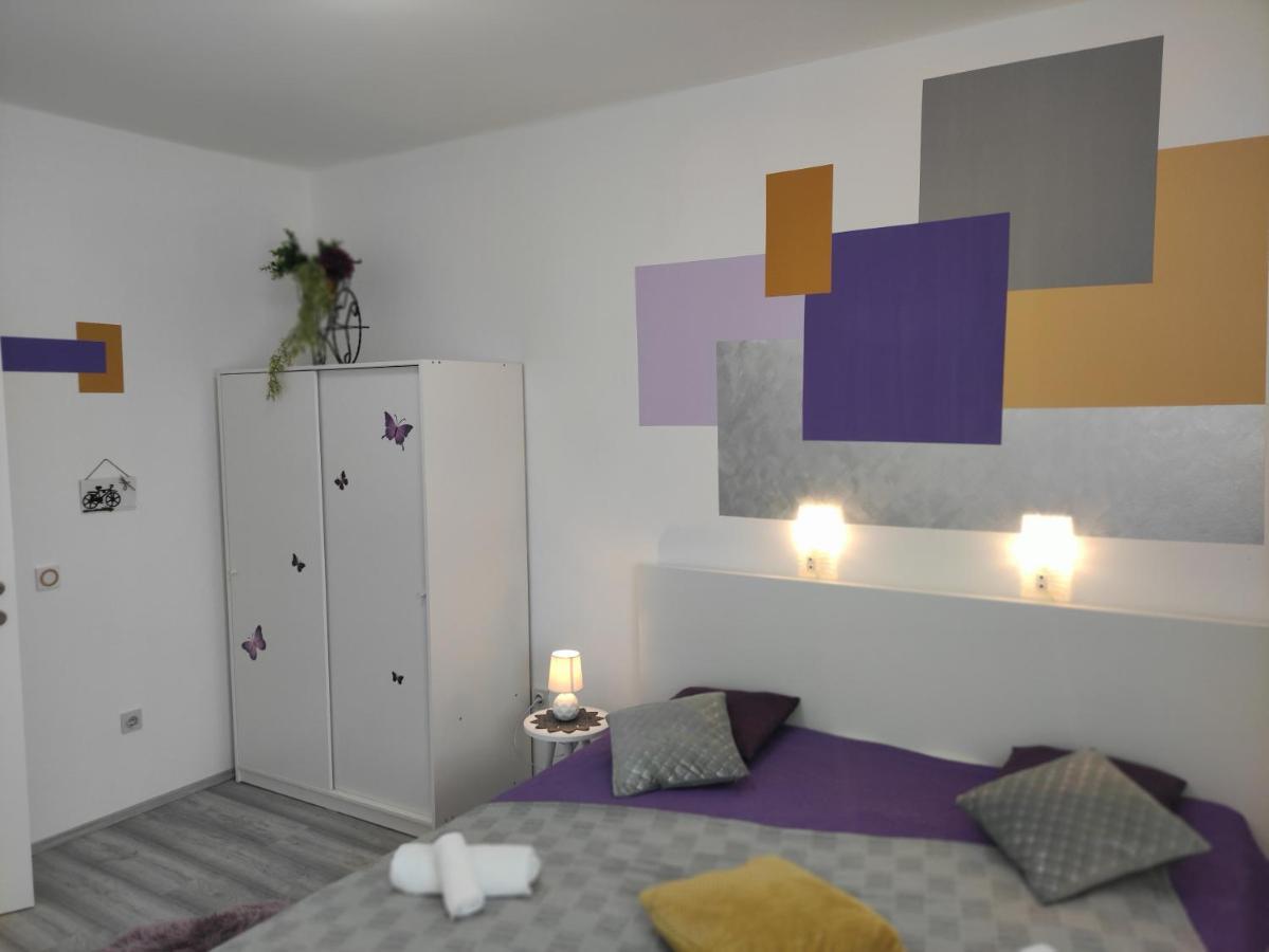 Apartman Iris S Terasom Rijeka Exterior foto