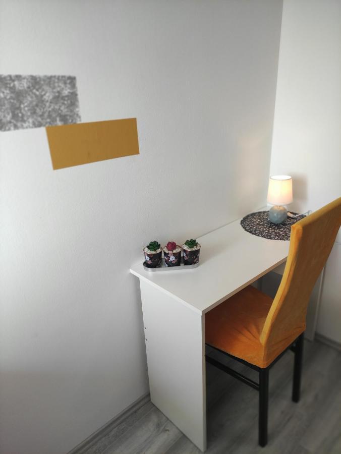 Apartman Iris S Terasom Rijeka Exterior foto